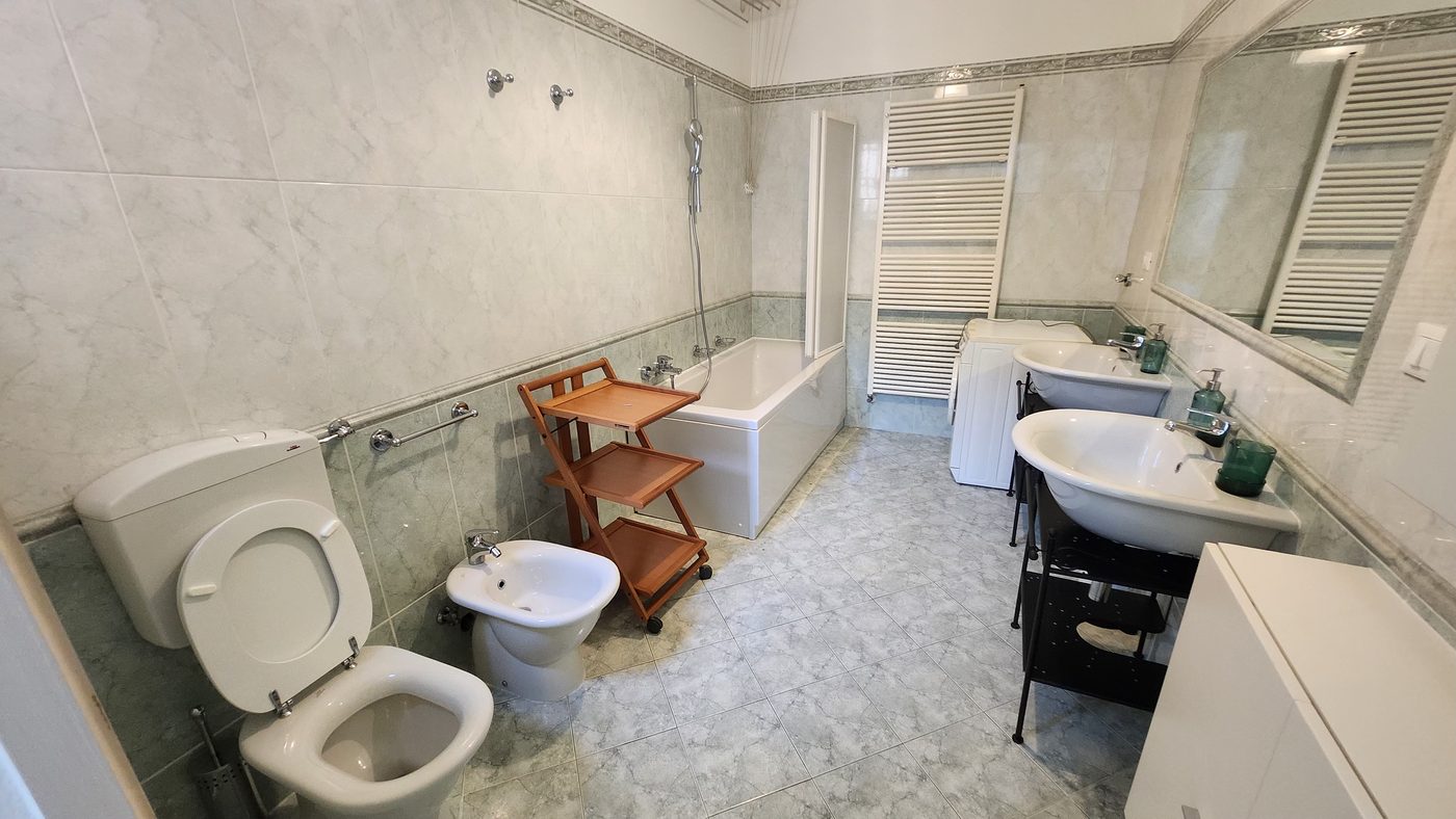 Bagno con vasca